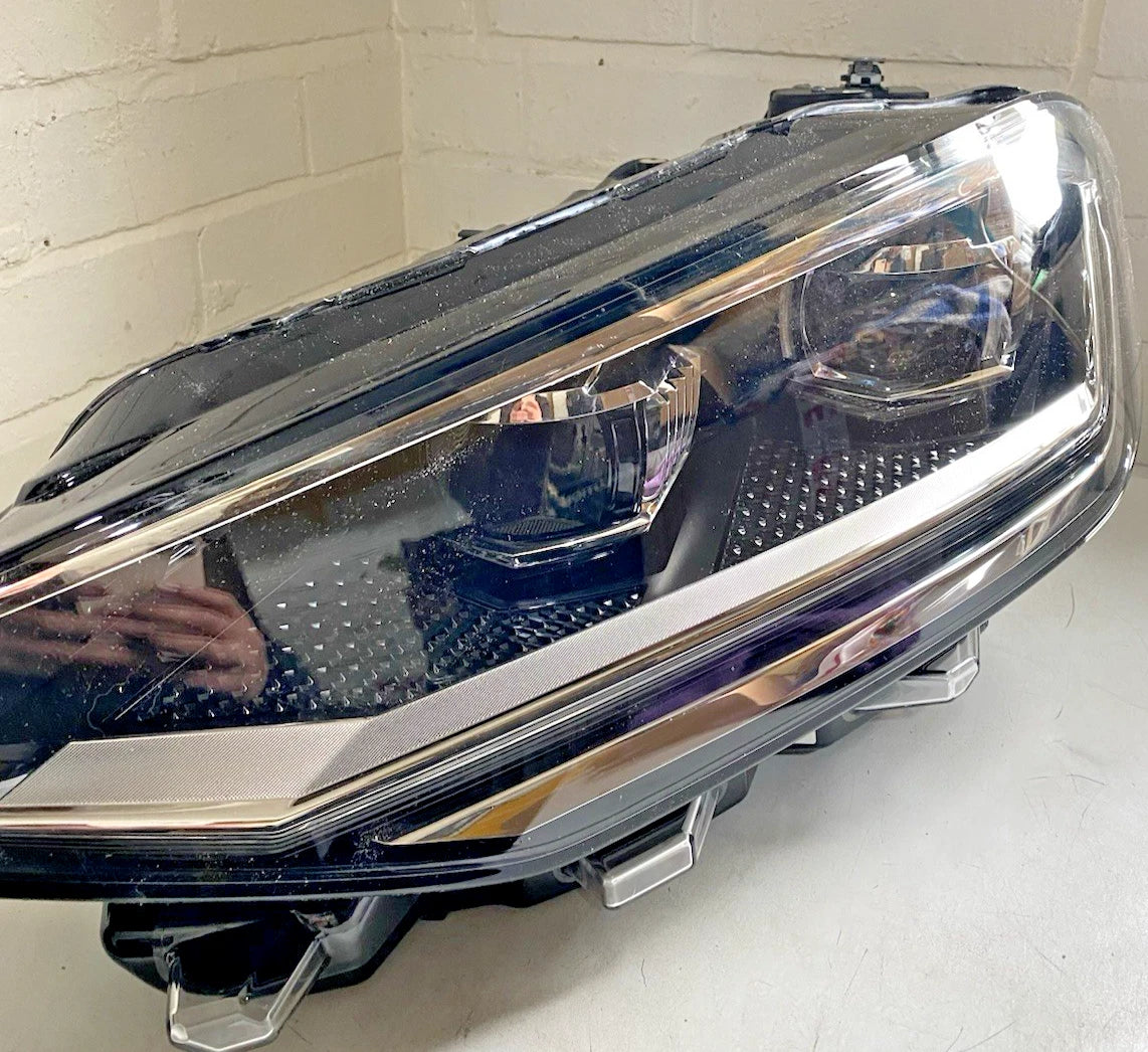 VW Golf headlight set – photo 5