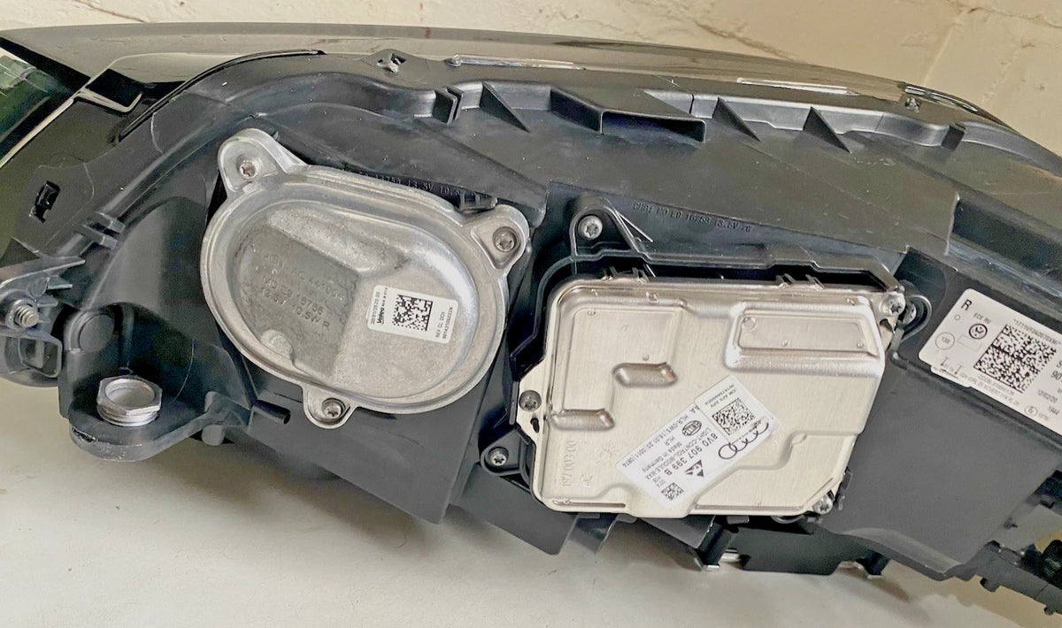 VW Golf headlight set – photo 14